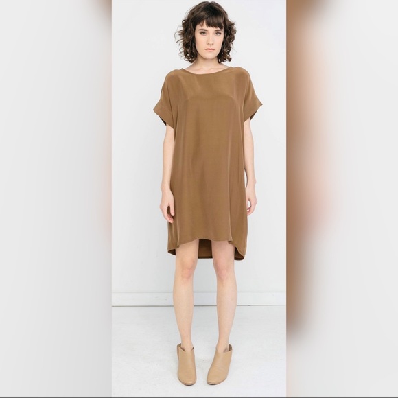 Elizabeth Suzann Georgia Dress - Nude Silk Crepe - Picture 9 of 10